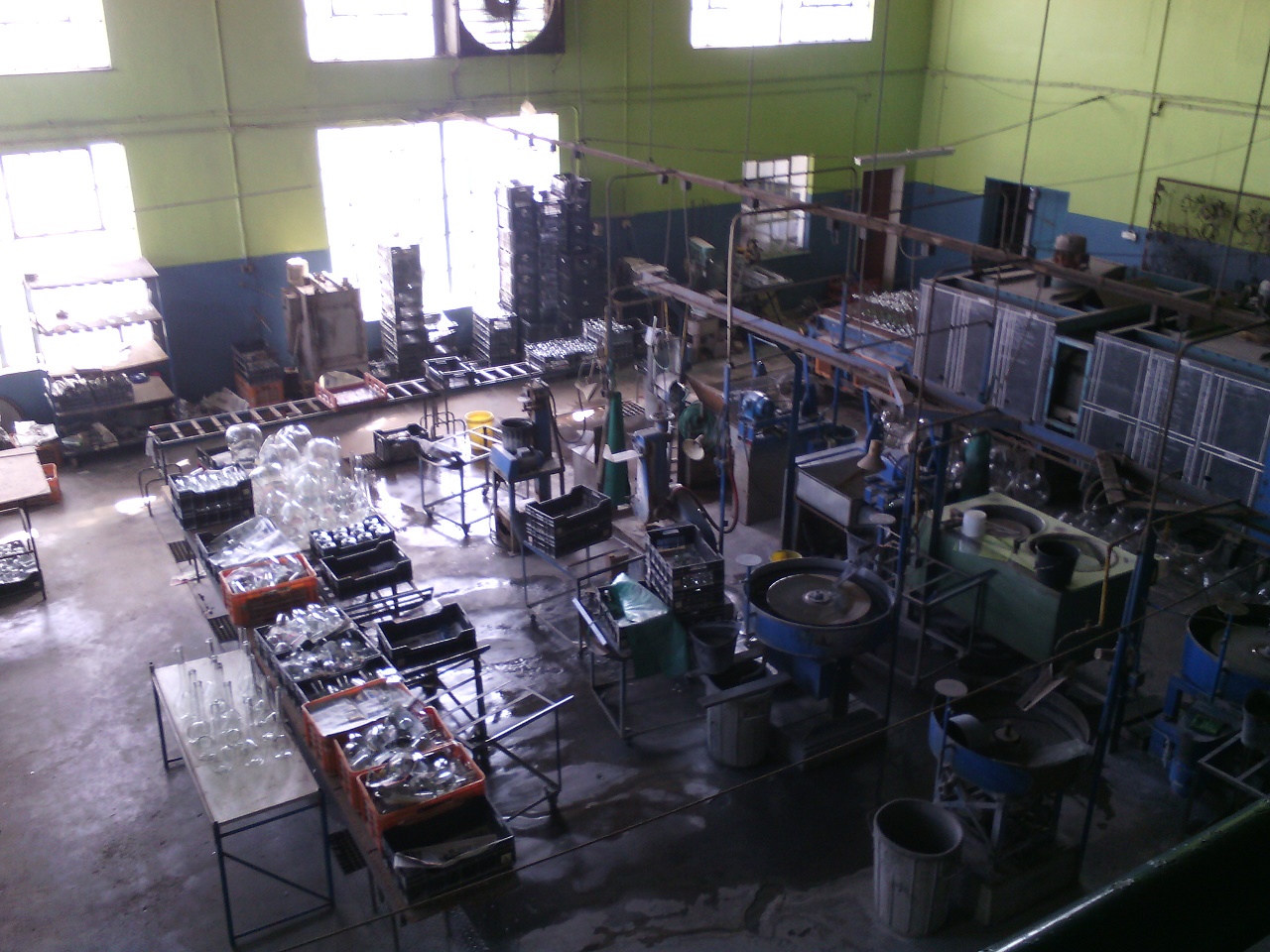 Factory of / Fabriek van Ngwenya Glass